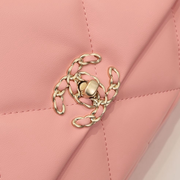 シャネルバッグ素材ディテール